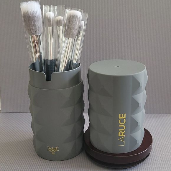 Laruce Beauty Christine 5 Piece Brush Set with Carrying Case - Picture 6 of 8